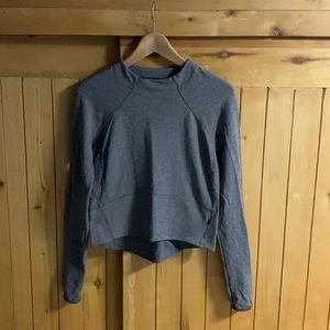 Lululemon gray crop top. Size medium. Like new.